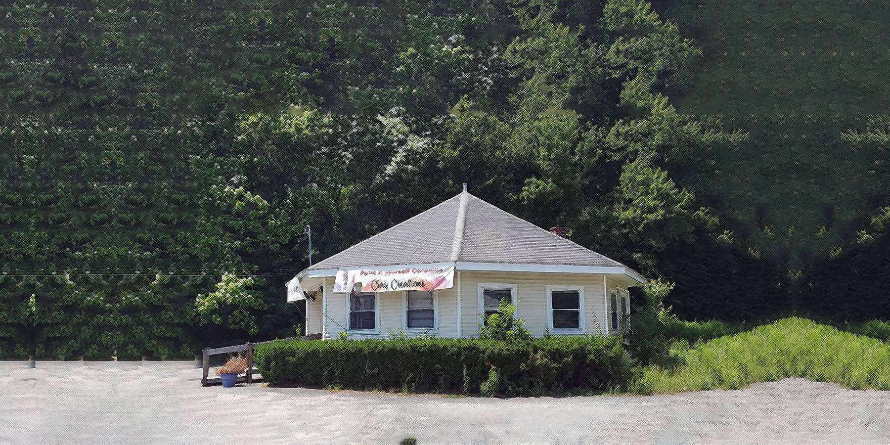 A photo of the Glendale Octagonal Building, Rhode Island A photo of the Glendale Octagonal Building, Rhode Island