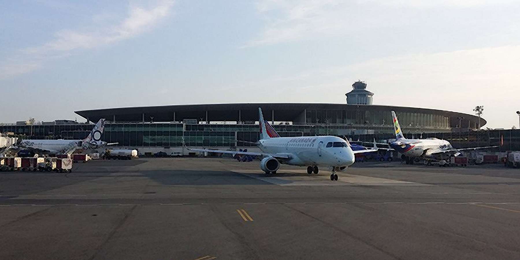 Photo of the Airport in East Elmhurst, New York Photo of the Airport in East Elmhurst, New York