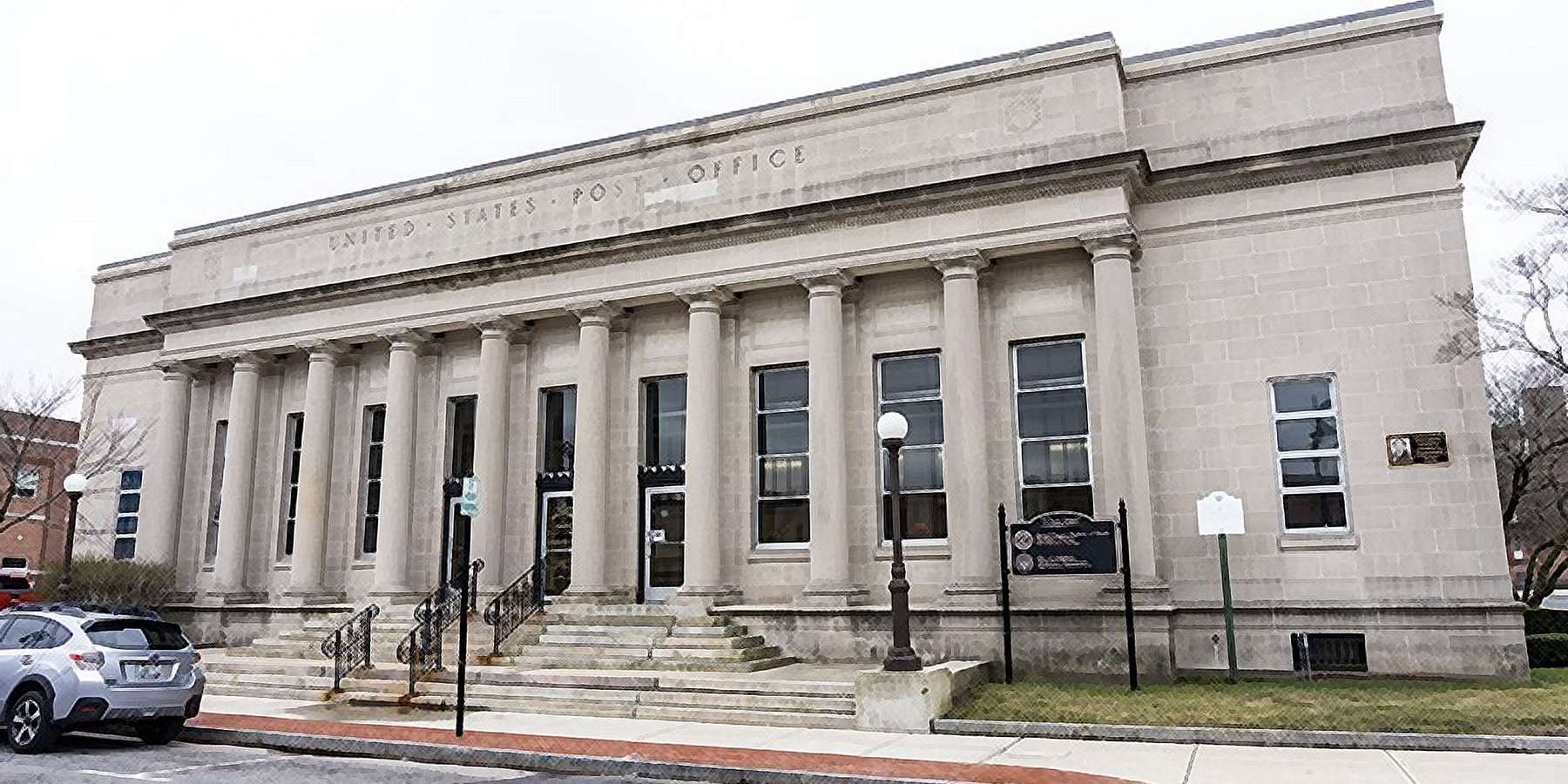 Photo of the US Post Office in North Attleboro, Massachusetts Photo of the US Post Office in North Attleboro, Massachusetts