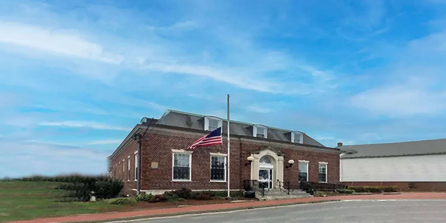 Photo of the Post Office in Warren, Rhode Island Photo of the Post Office in Warren, Rhode Island