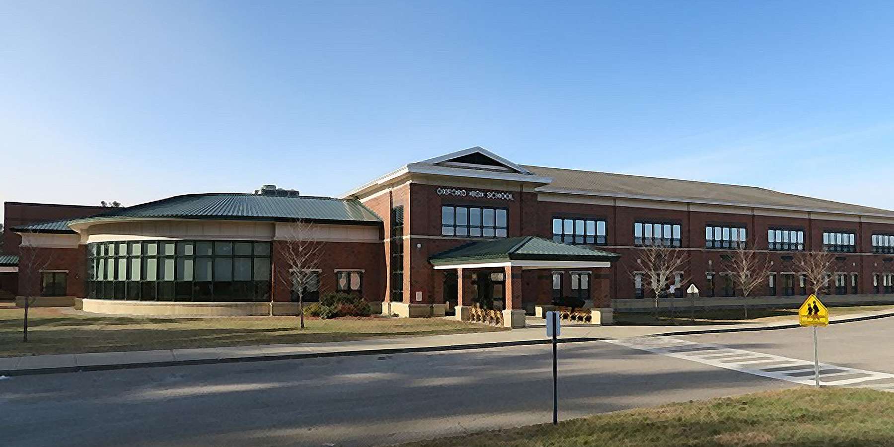 Photo of Oxford High School in Oxford, Massachusetts Photo of Oxford High School in Oxford, Massachusetts