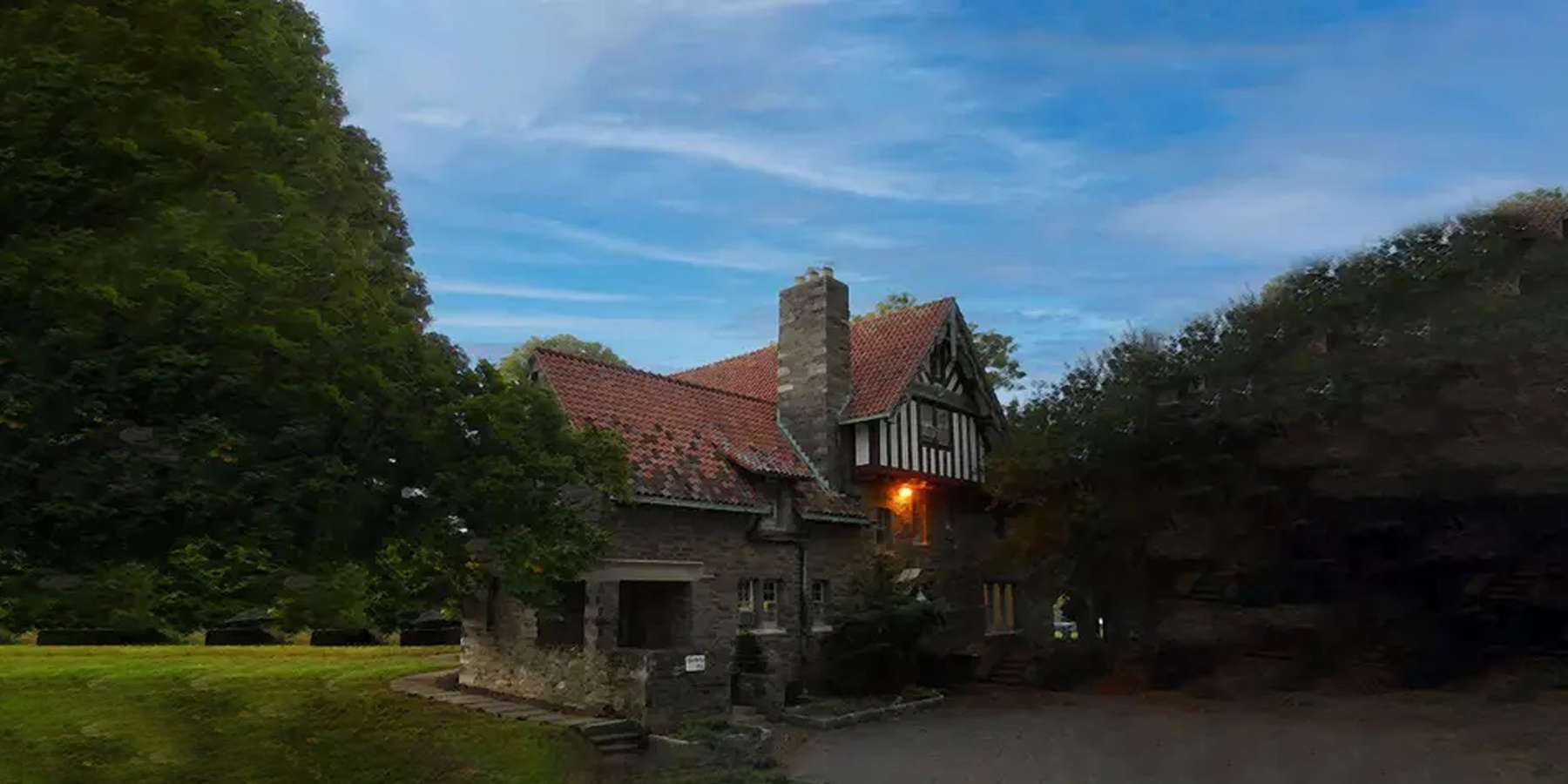 Photo of Carson College in Flourtown, Pennsylvania Photo of Carson College in Flourtown, Pennsylvania