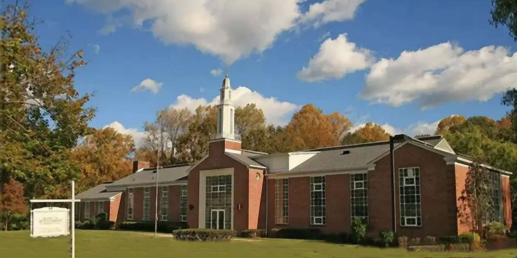 A photo of the Church of Latter-day Saints in Morris, Connecticut A photo of the Church of Latter-day Saints in Morris, Connecticut