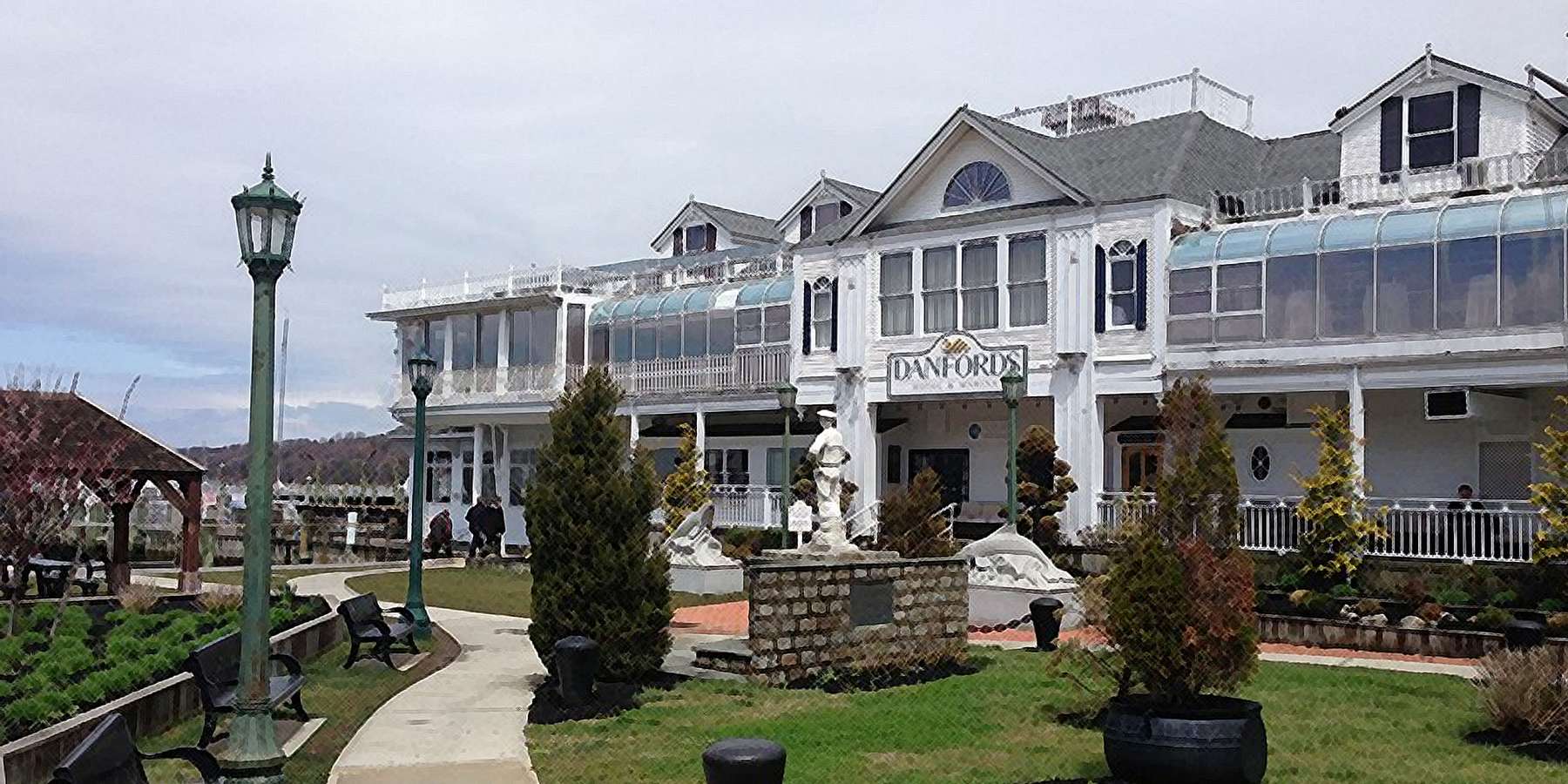 Photo of the Danfords Hotel in Port Jefferson Station, New York Photo of the Danfords Hotel in Port Jefferson Station, New York