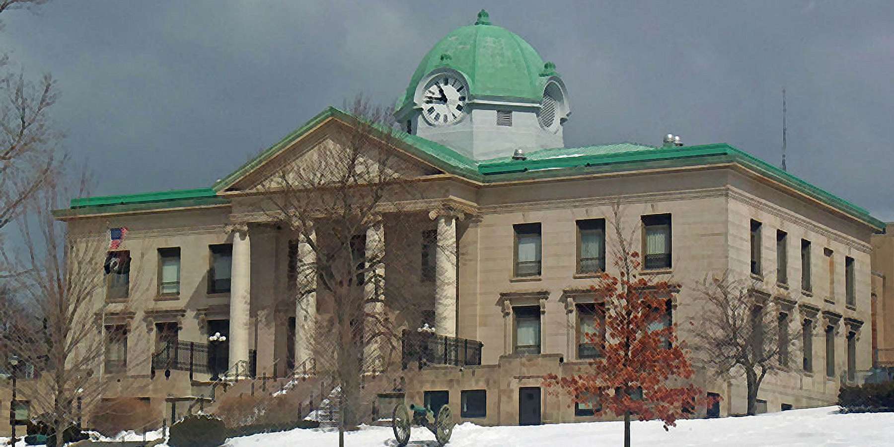 Photo of Sullivan County Courthouse in Monticello, New York Photo of Sullivan County Courthouse in Monticello, New York