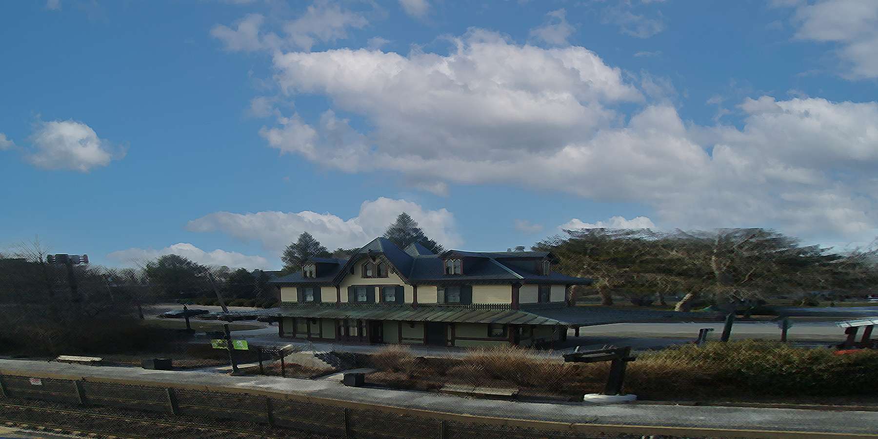 Photo of a Train Station in Sewaren, New Jersey Photo of a Train Station in Sewaren, New Jersey