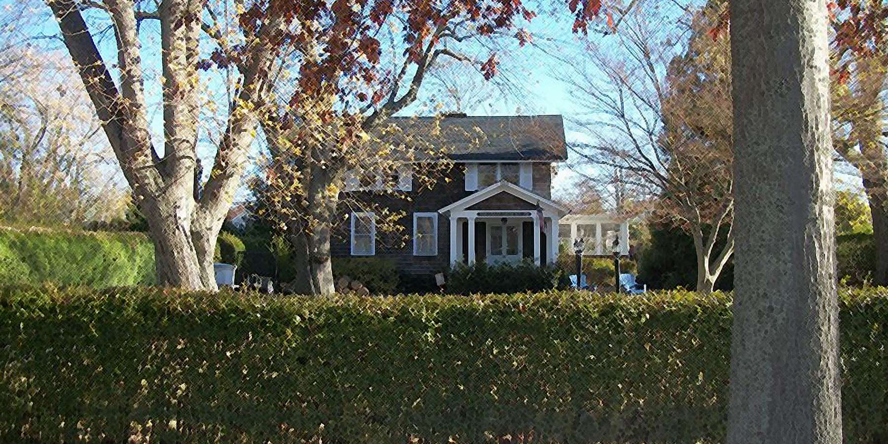 Photo of the Great South Bay Inn in Bellport, New York Photo of the Great South Bay Inn in Bellport, New York