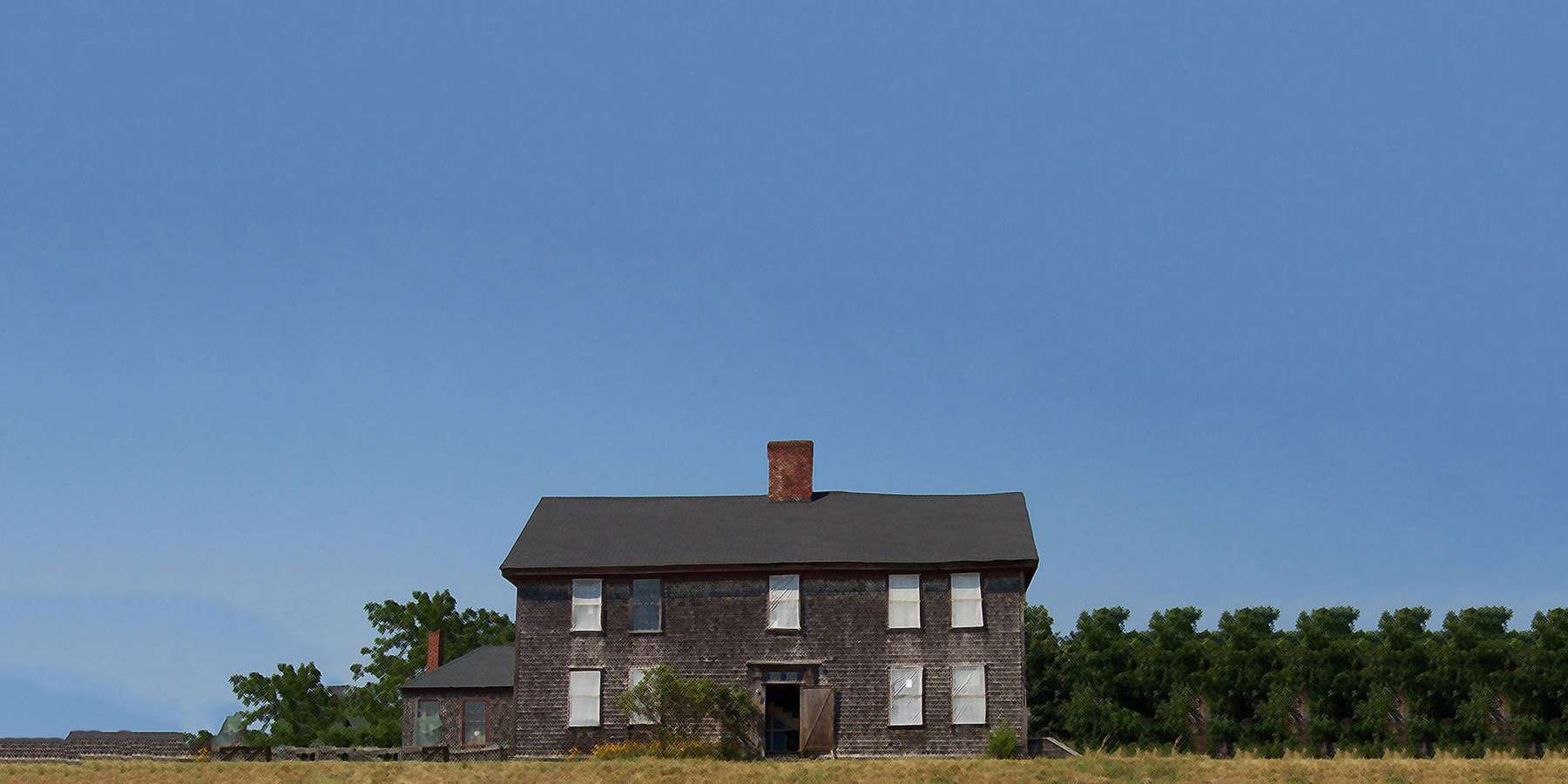 Photo of the Stanton-Davis Homestead, built in 1670 in Pawcatuck, Connecticut Photo of the Stanton-Davis Homestead, built in 1670 in Pawcatuck, Connecticut