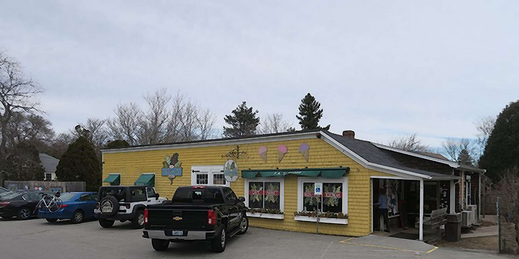 Photo of Simmons Cafe and Market in Adamsville, Rhode Island Photo of Simmons Cafe and Market in Adamsville, Rhode Island