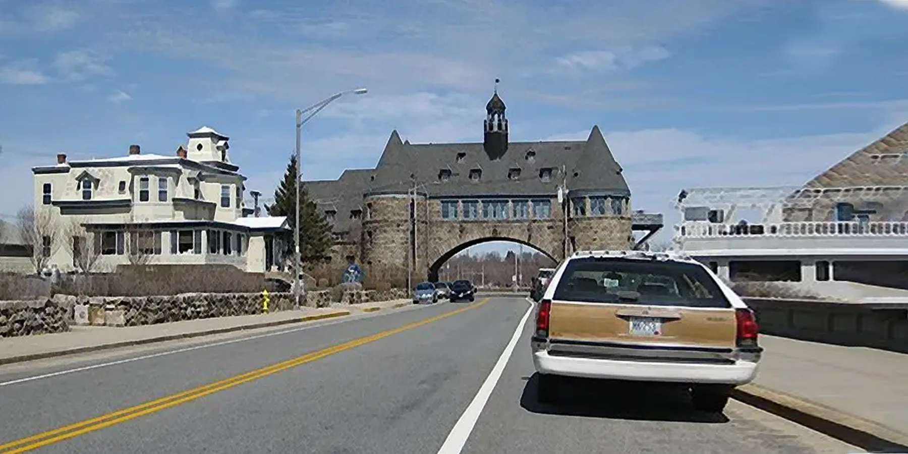 Photo of a Building in Narragansett, Rhode Island Photo of a Building in Narragansett, Rhode Island
