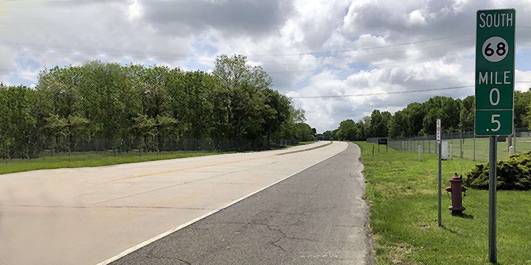 Photo of Route 68 in Juliustown, New Jersey Photo of Route 68 in Juliustown, New Jersey