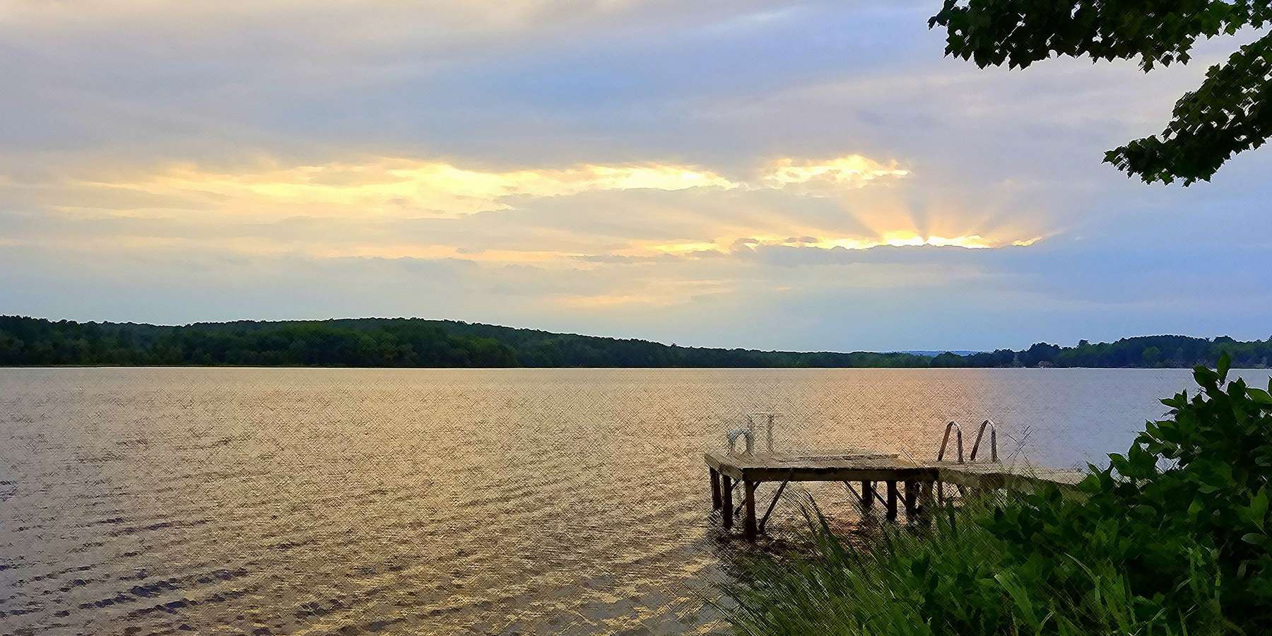 Photo of Quaboag Pond in East Brookfield, Massachusetts Photo of Quaboag Pond in East Brookfield, Massachusetts