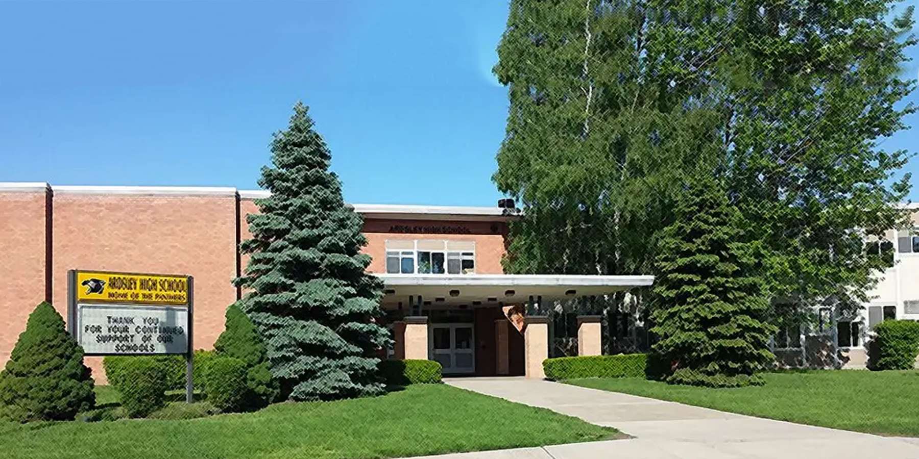 Photo of Ardsley High School in Ardsley, New York Photo of Ardsley High School in Ardsley, New York