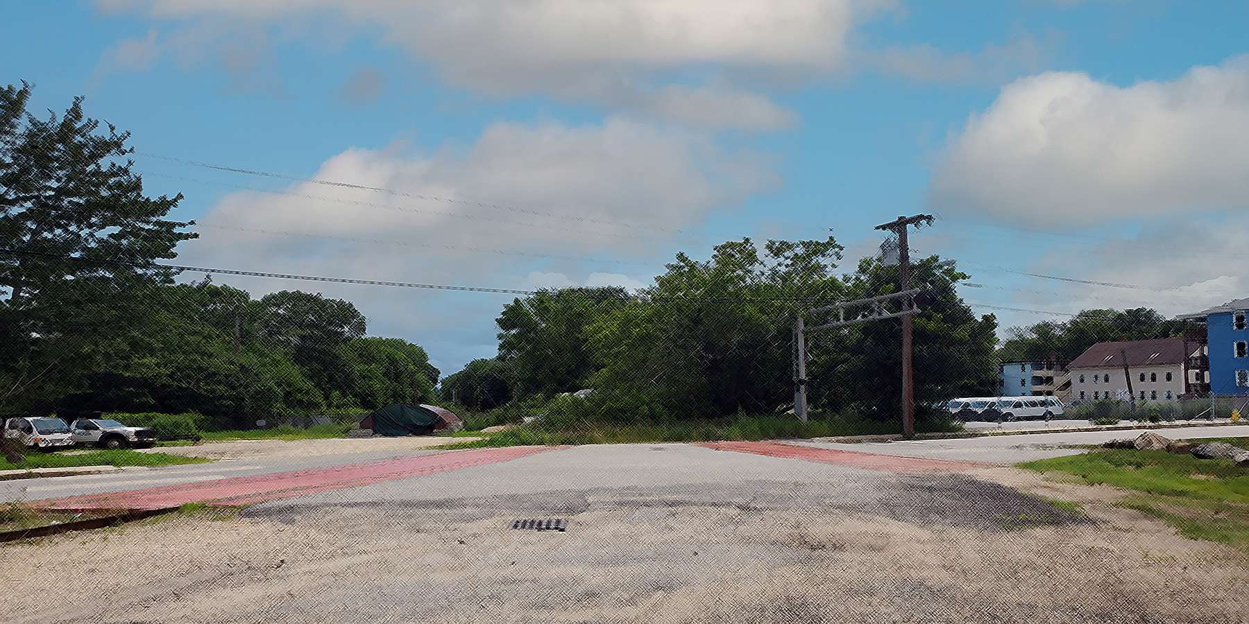 Photo of Foster Street Level Crossing in Southbridge, Massachusetts Photo of Foster Street Level Crossing in Southbridge, Massachusetts