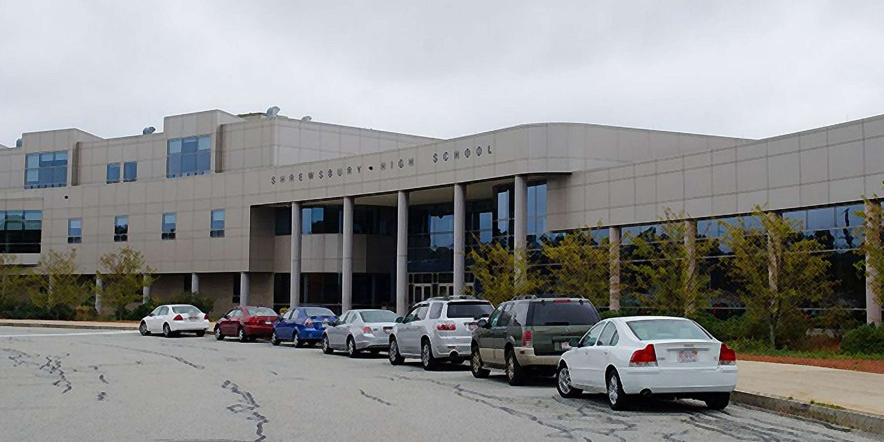 Photo of Shrewsbury High School in Shrewsbury, Massachusetts Photo of Shrewsbury High School in Shrewsbury, Massachusetts