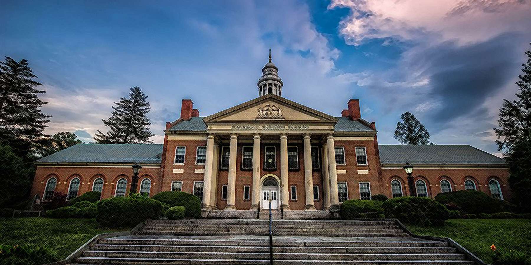 Photo of the Municipal Building in Maplewood, New Jersey Photo of the Municipal Building in Maplewood, New Jersey