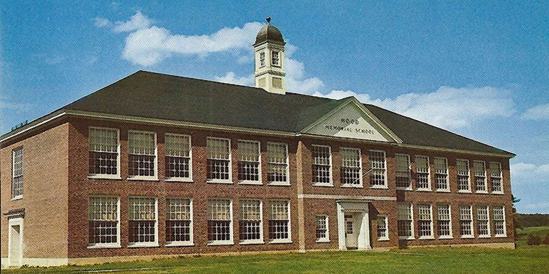 Photo of Hood Memorial Elementary School in Derry, New Hampshire Photo of Hood Memorial Elementary School in Derry, New Hampshire