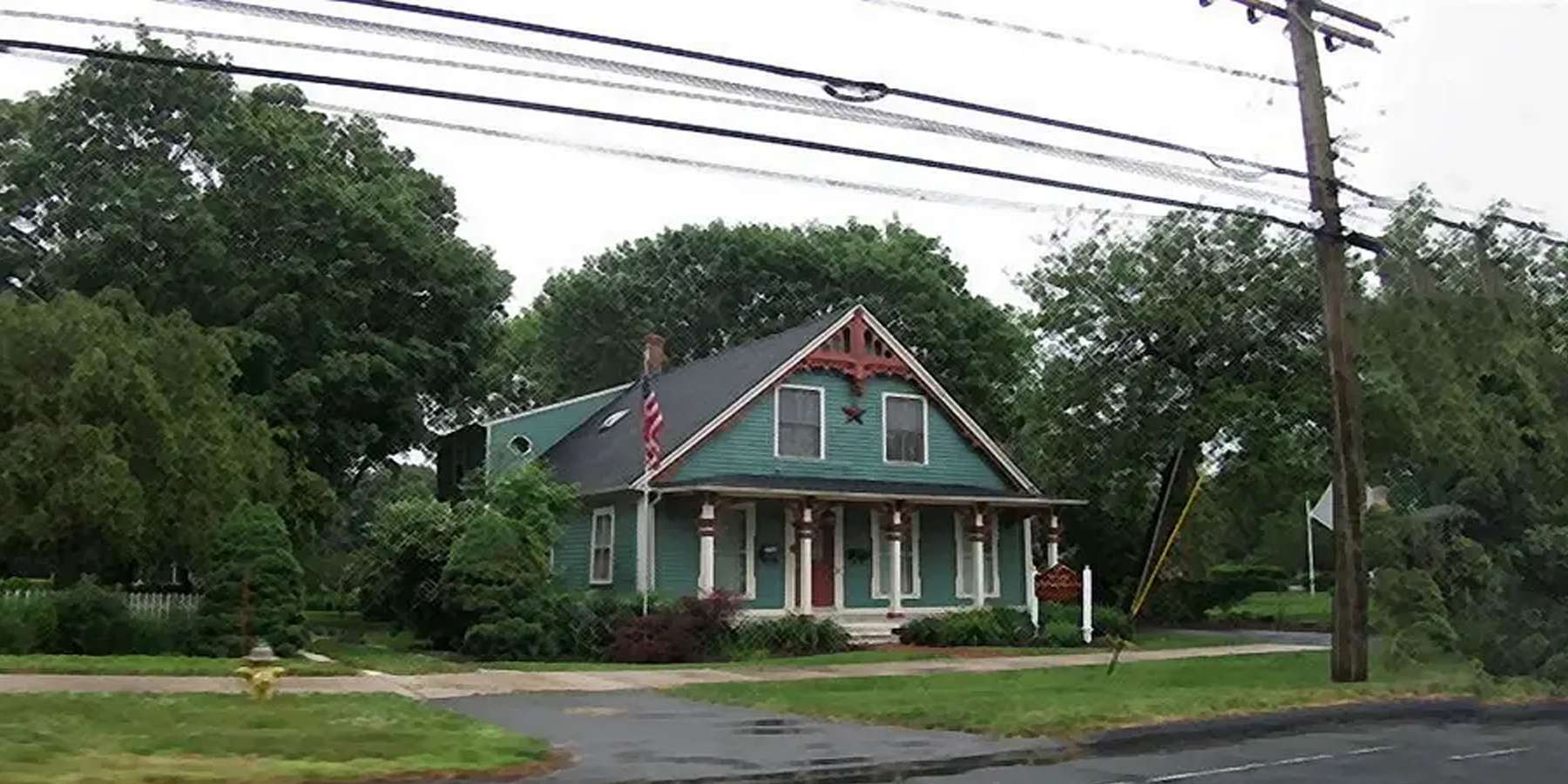 Photo of a House in Clinton, Connecticut Photo of a House in Clinton, Connecticut