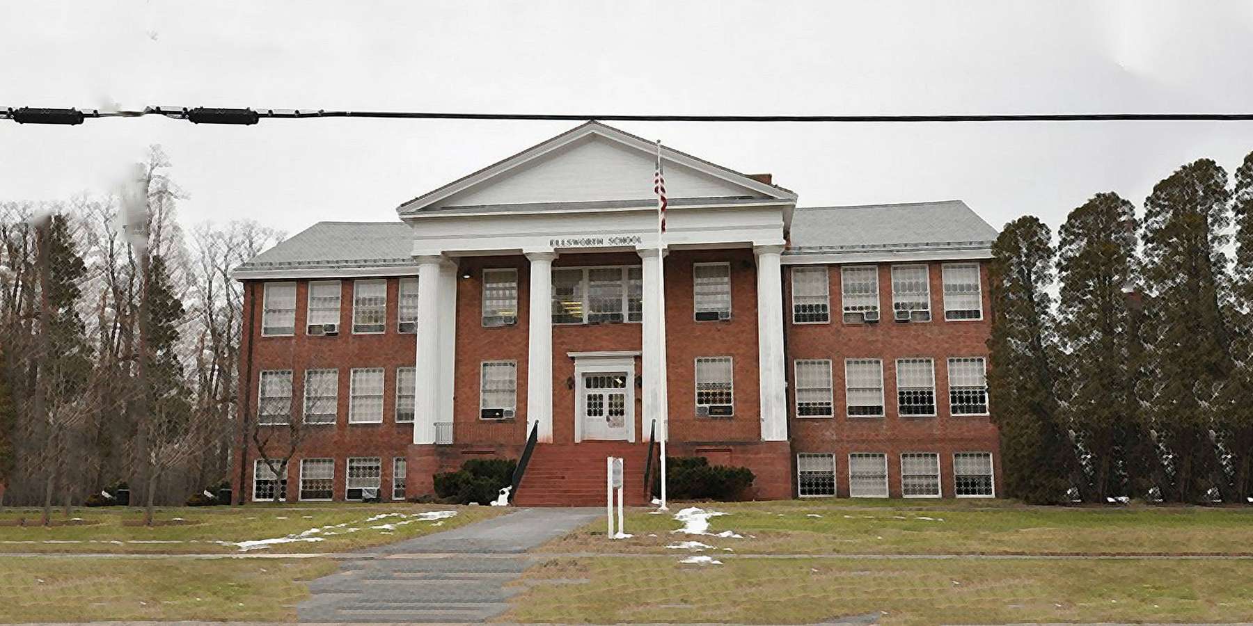 Photo of Ellsworth School in South Windsor, Connecticut Photo of Ellsworth School in South Windsor, Connecticut