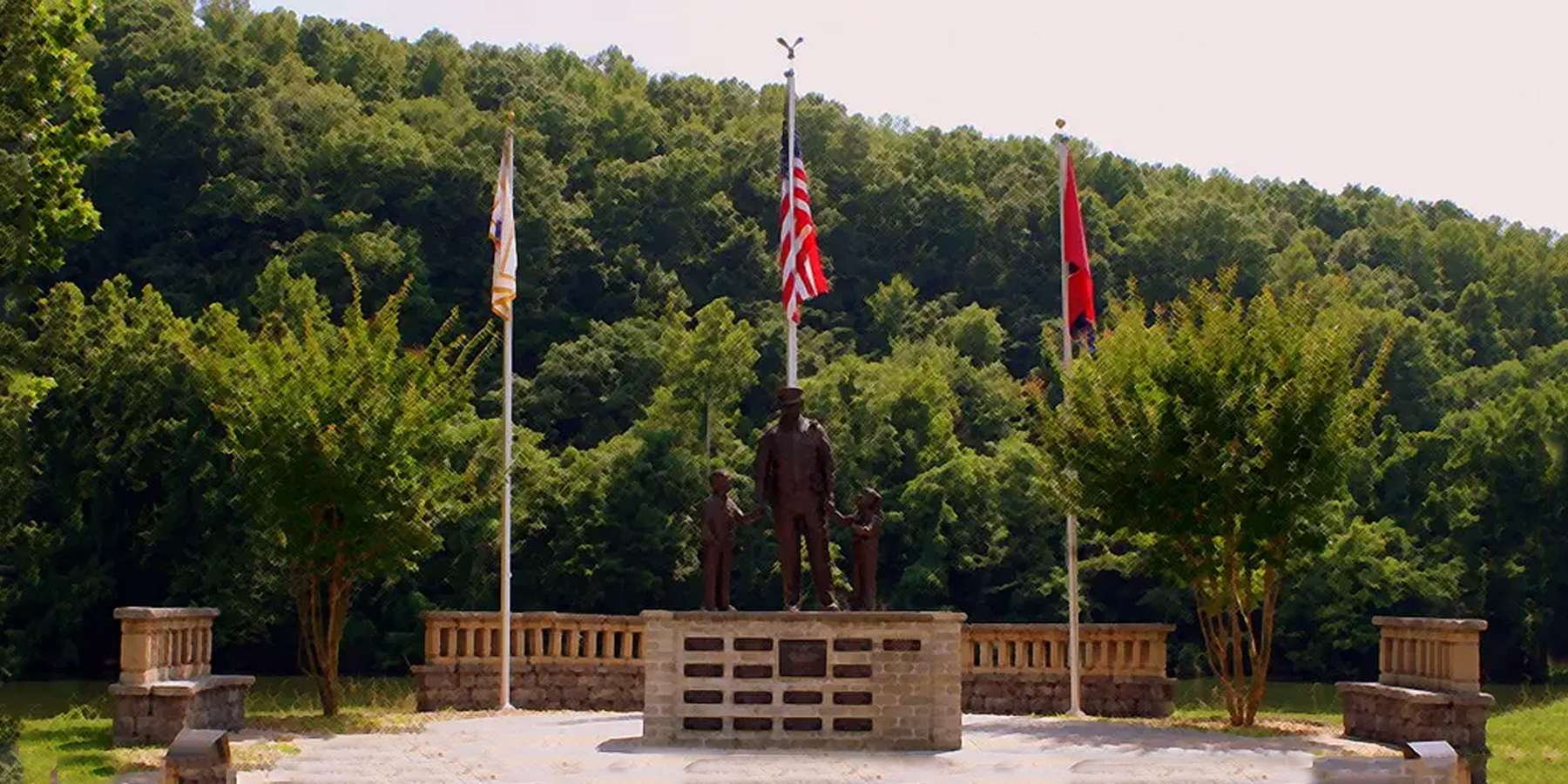 Photo of the Law Enforcement Memorial in Lovell, Maine Photo of the Law Enforcement Memorial in Lovell, Maine