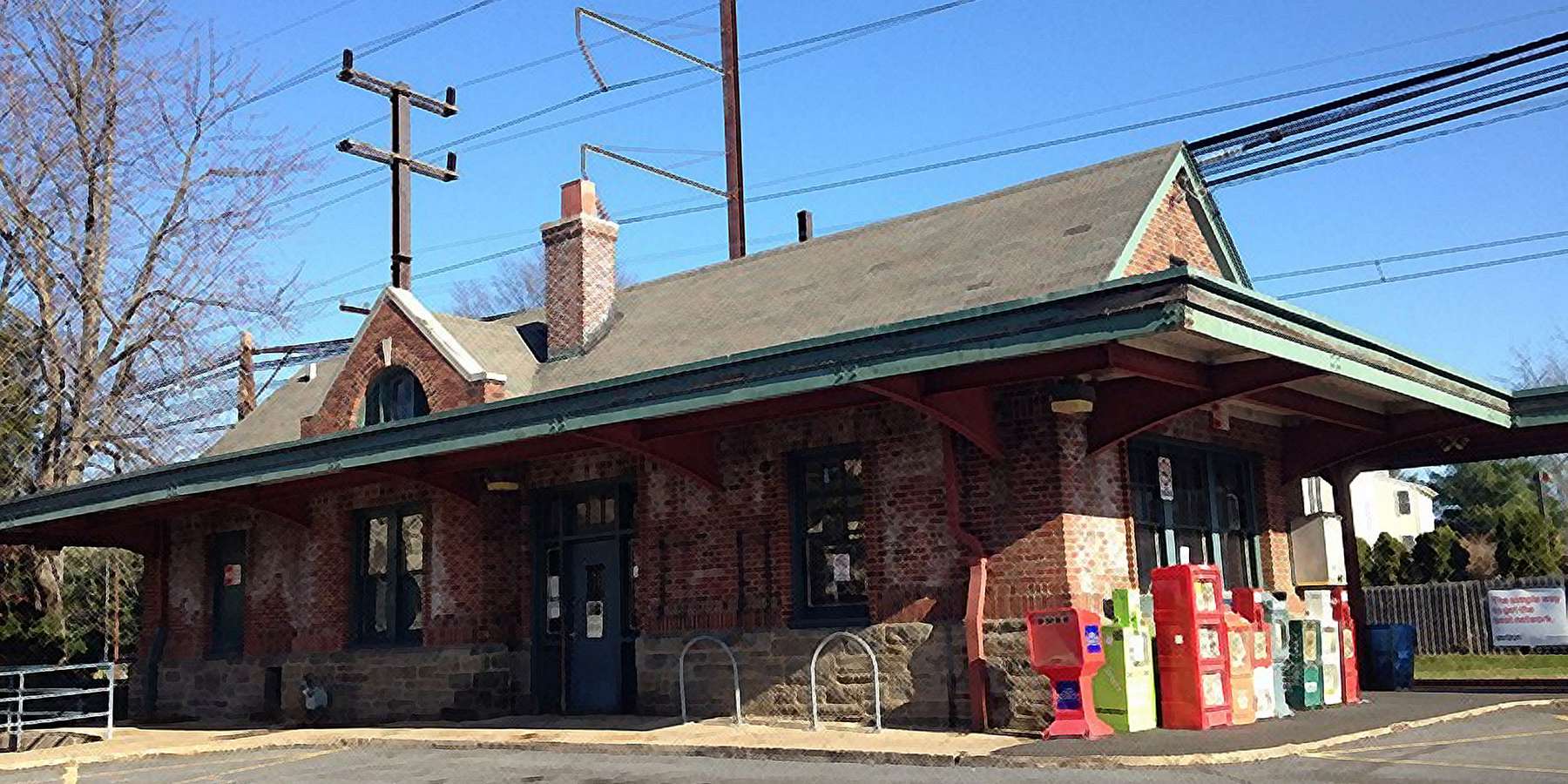 Photo of Hatboro PA SEPTA Station in Hatboro, Pennsylvania Photo of Hatboro PA SEPTA Station in Hatboro, Pennsylvania