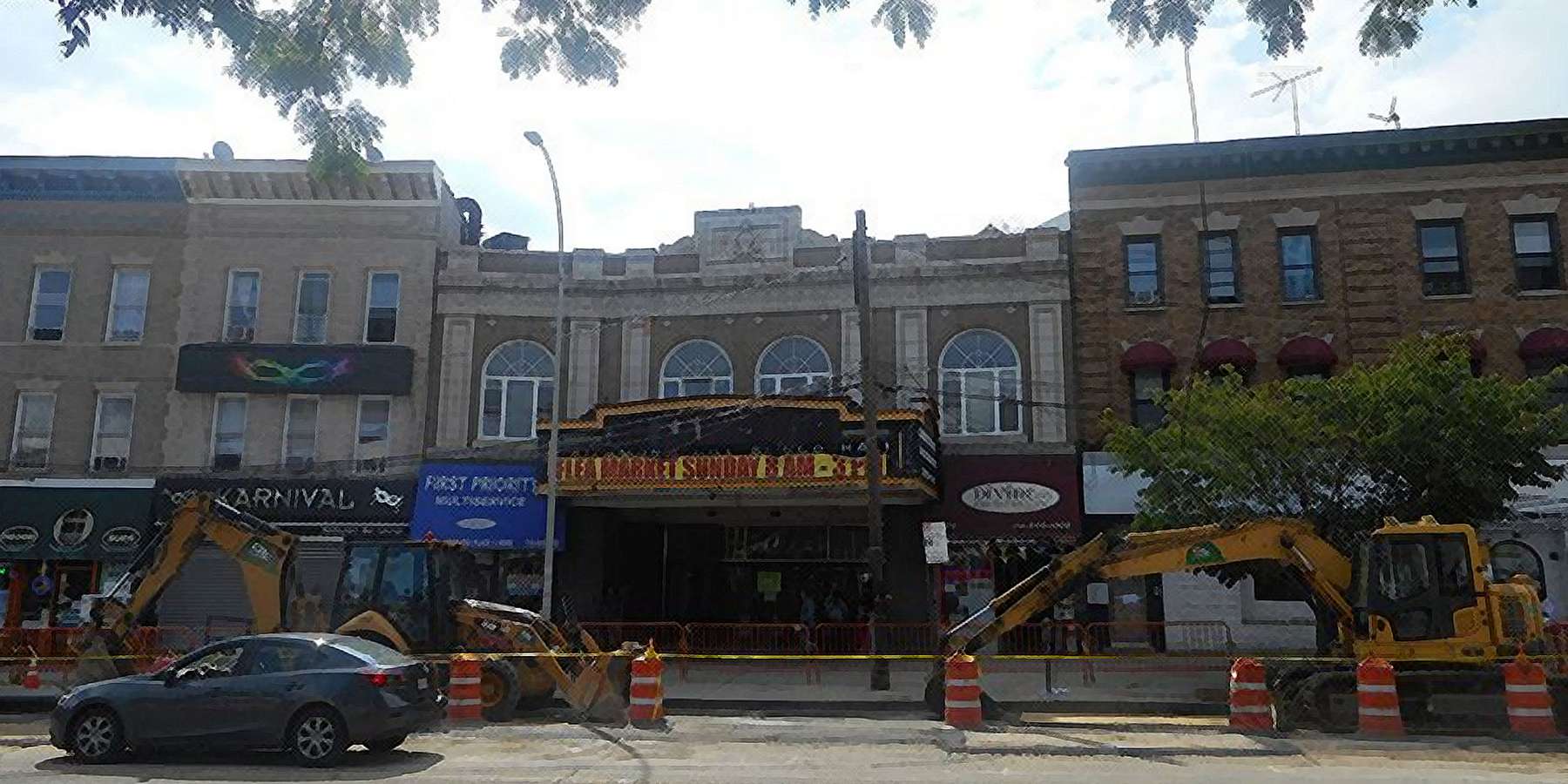 Photo of the Richmond Hill RKO Theater in Richmond Hill, New York Photo of the Richmond Hill RKO Theater in Richmond Hill, New York