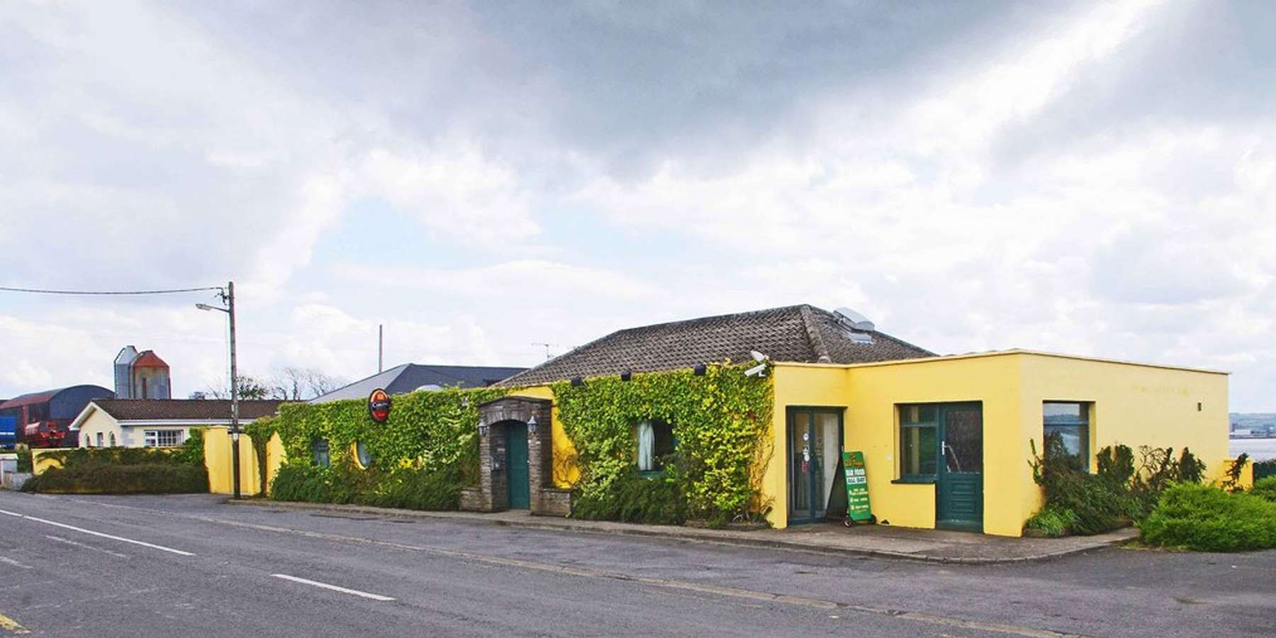 Photo of the Old Brogue in Brogue, Pennsylvania Photo of the Old Brogue in Brogue, Pennsylvania