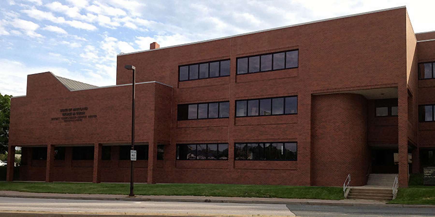 Photo of the Courthouse in Glen Burnie, Maryland Photo of the Courthouse in Glen Burnie, Maryland
