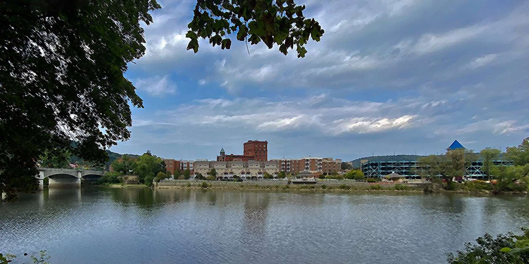 Photos of the Allegheny River and Downtown Skyline from Crescent Park in Crescent, Pennsylvania Photos of the Allegheny River and Downtown Skyline from Crescent Park in Crescent, Pennsylvania