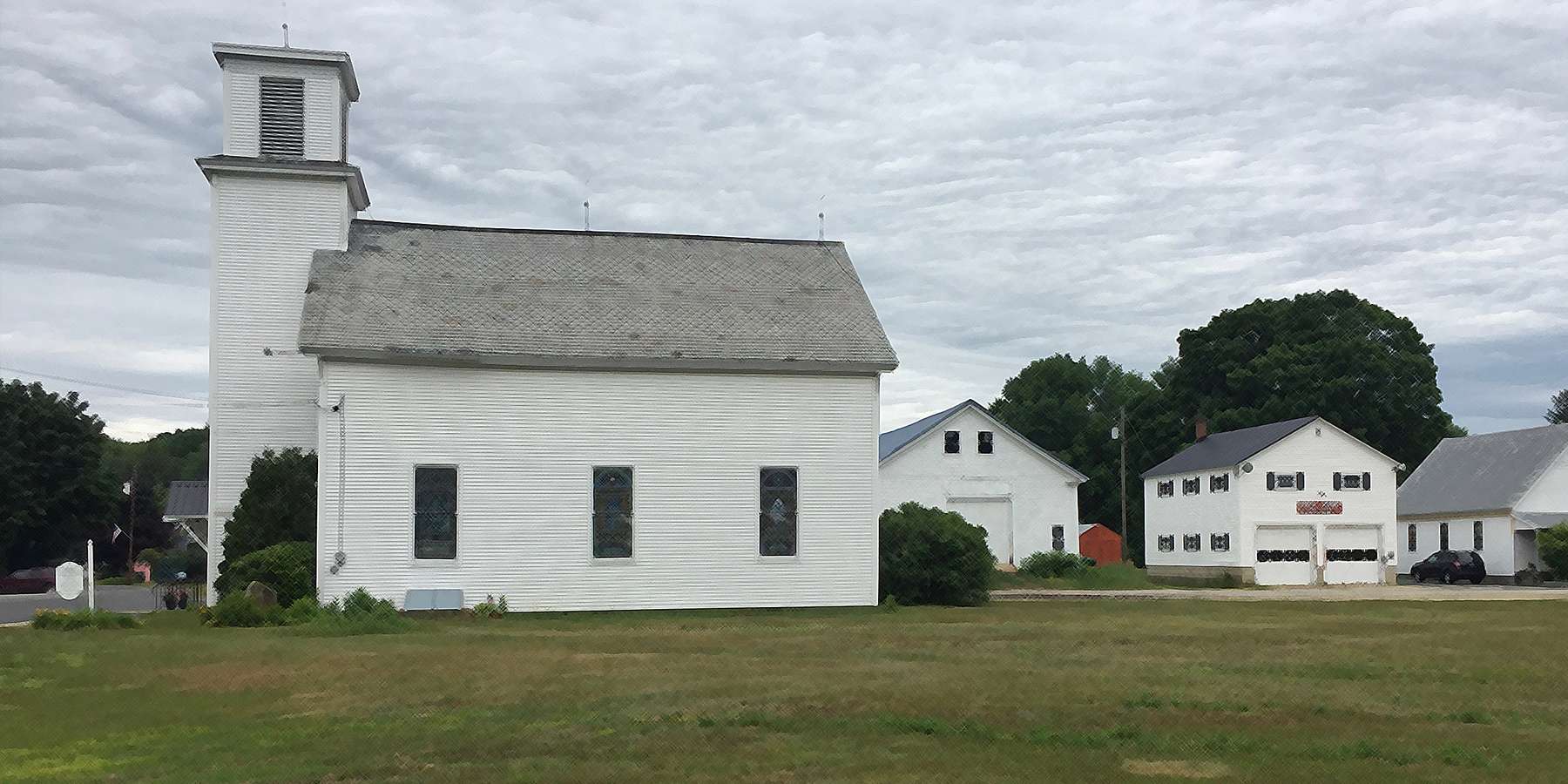 Photo of Barnstead Parade Congregational Church with tree located in Barnstead, New Hampshire Photo of Barnstead Parade Congregational Church with tree located in Barnstead, New Hampshire