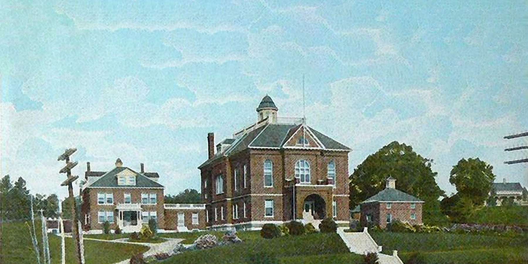 Photo of the Courthouse in Paris, Maine Photo of the Courthouse in Paris, Maine