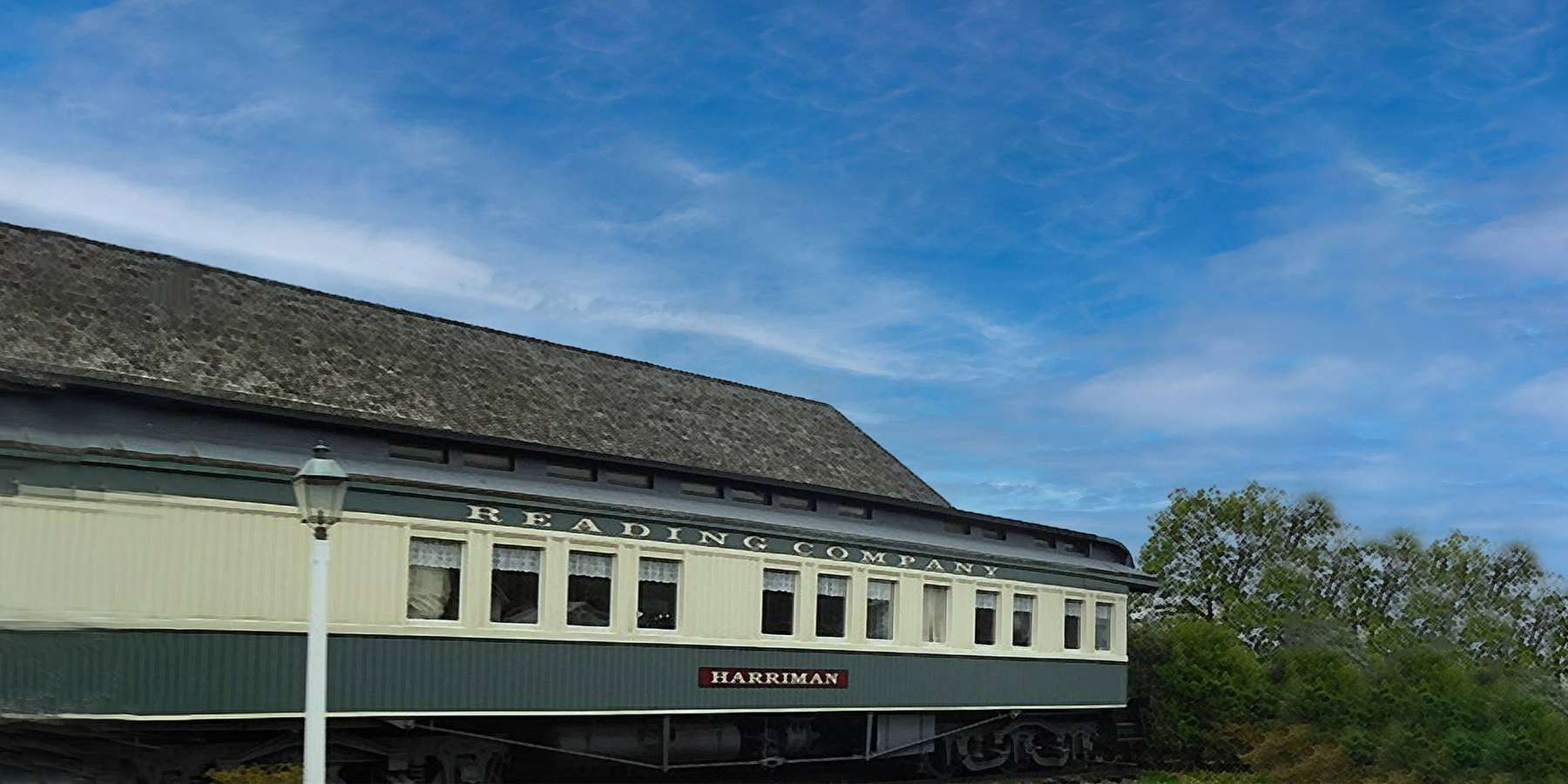 Photo of the Reading Company in Lederach, Pennsylvania Photo of the Reading Company in Lederach, Pennsylvania