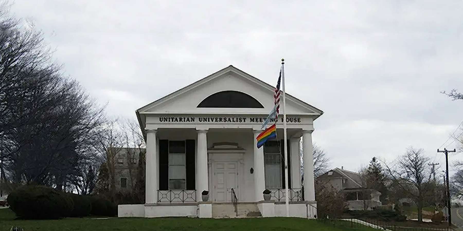 Photo of the Unitarian Universalist Meeting House in Chatham, Massachusetts Photo of the Unitarian Universalist Meeting House in Chatham, Massachusetts