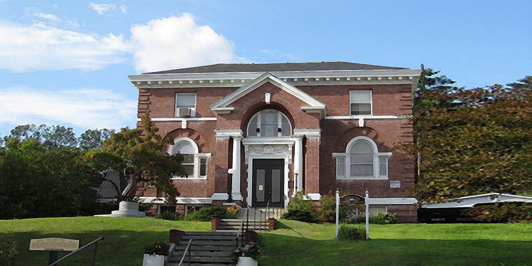 Photo of the Public Library in Littleton, New Hampshire Photo of the Public Library in Littleton, New Hampshire