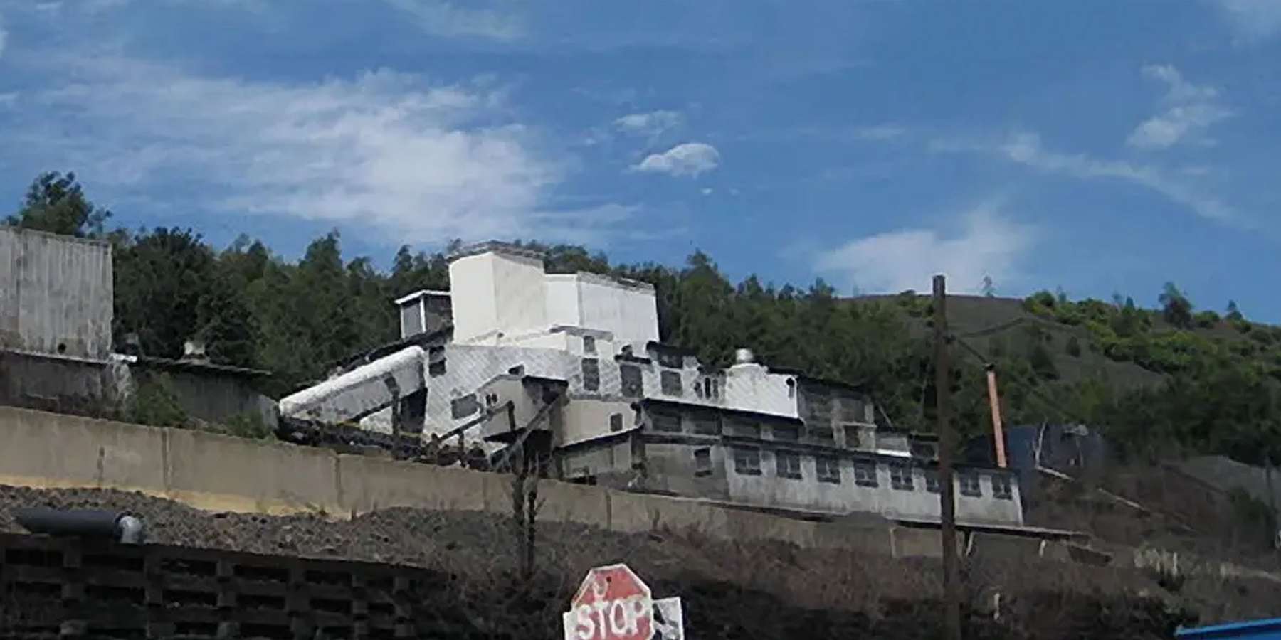Photo of the Modern Breaker Coal Processing Plant in Mahanoy City, Pennsylvania Photo of the Modern Breaker Coal Processing Plant in Mahanoy City, Pennsylvania