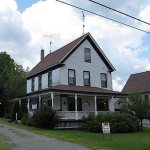 House 61 Photo of House 61 in Troy, Vermont