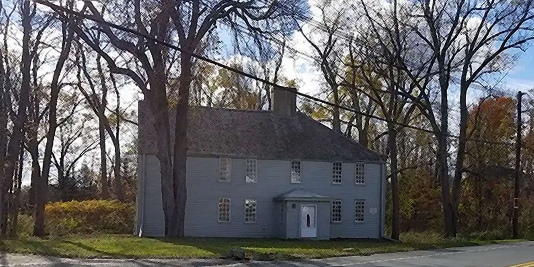 Photo of the Caleb Moody House in West Newbury, Massachusetts Photo of the Caleb Moody House in West Newbury, Massachusetts