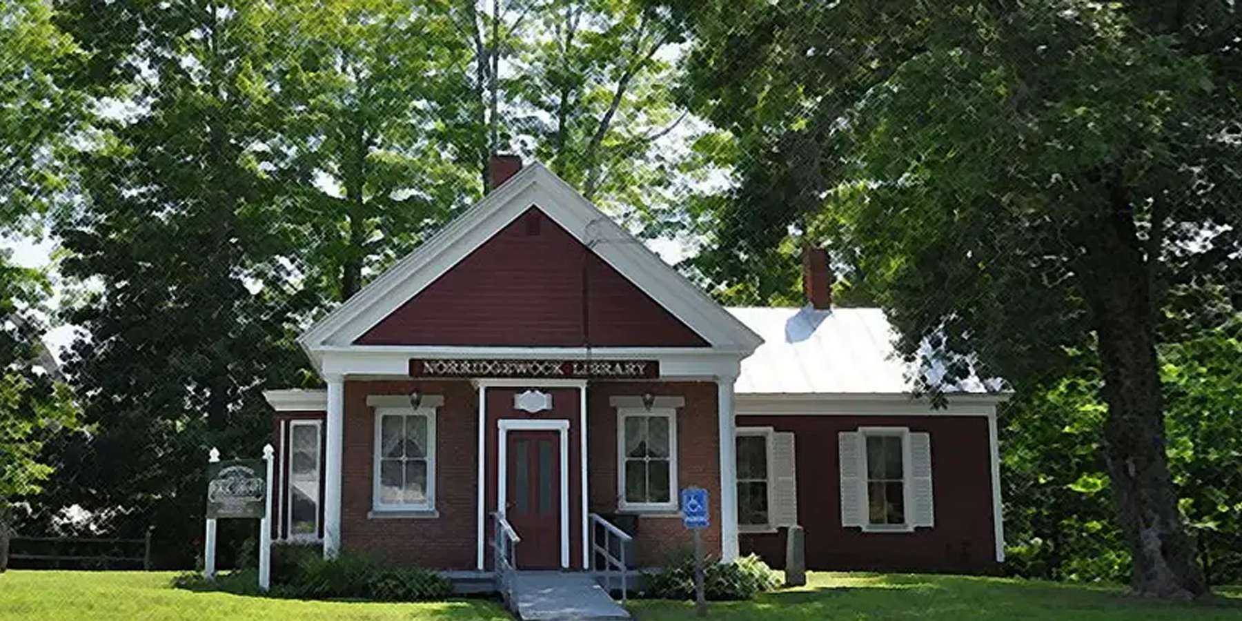 Photo of the Free Library in Norridgewock, Maine Photo of the Free Library in Norridgewock, Maine
