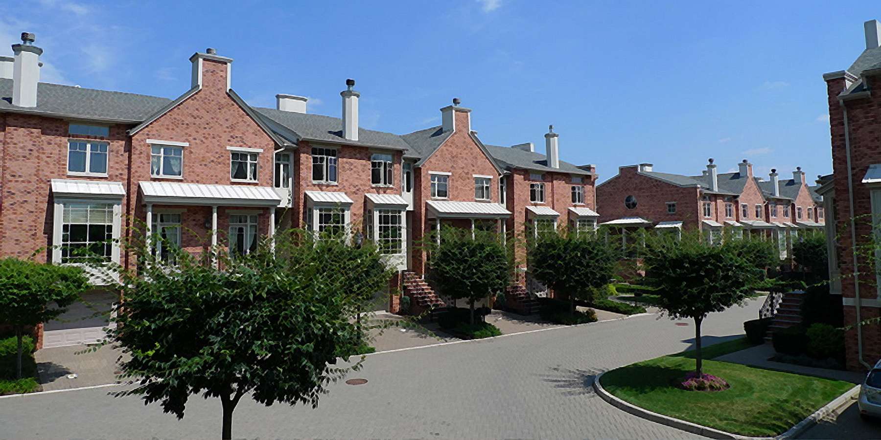 Photo of Hudson Cove Townhomes in Edgewater, New Jersey Photo of Hudson Cove Townhomes in Edgewater, New Jersey