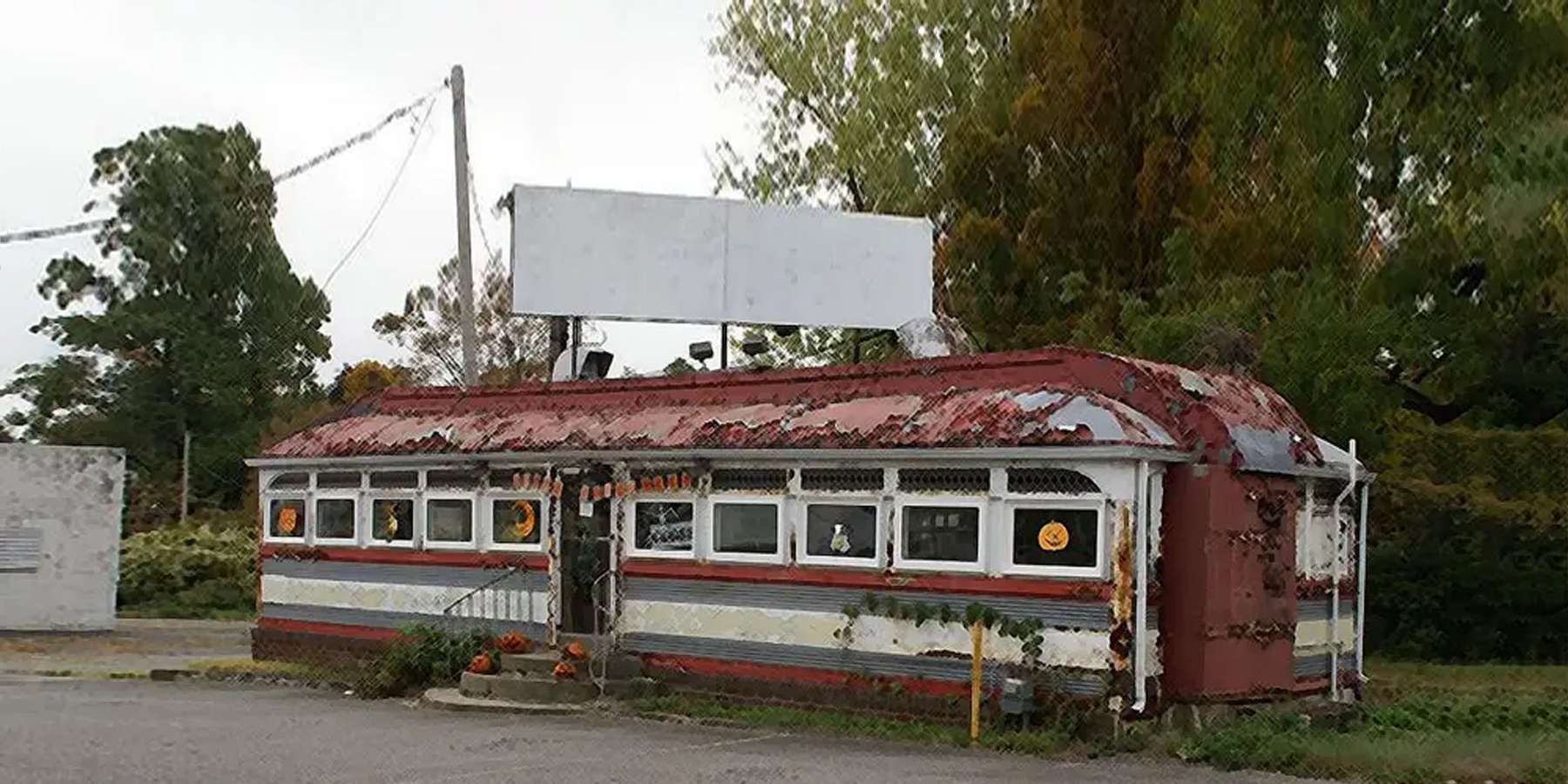 Photo of Tom's Diner in Ledgewood, New Jersey Photo of Tom's Diner in Ledgewood, New Jersey
