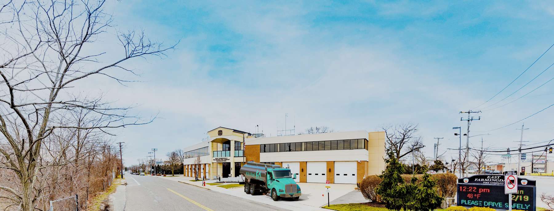 K & A Fuel Heating Oil Truck K & A Fuel residential home heating oil truck on Wellwood Avenue in Farmingdale, Long Island, New York delivering fuel oil.