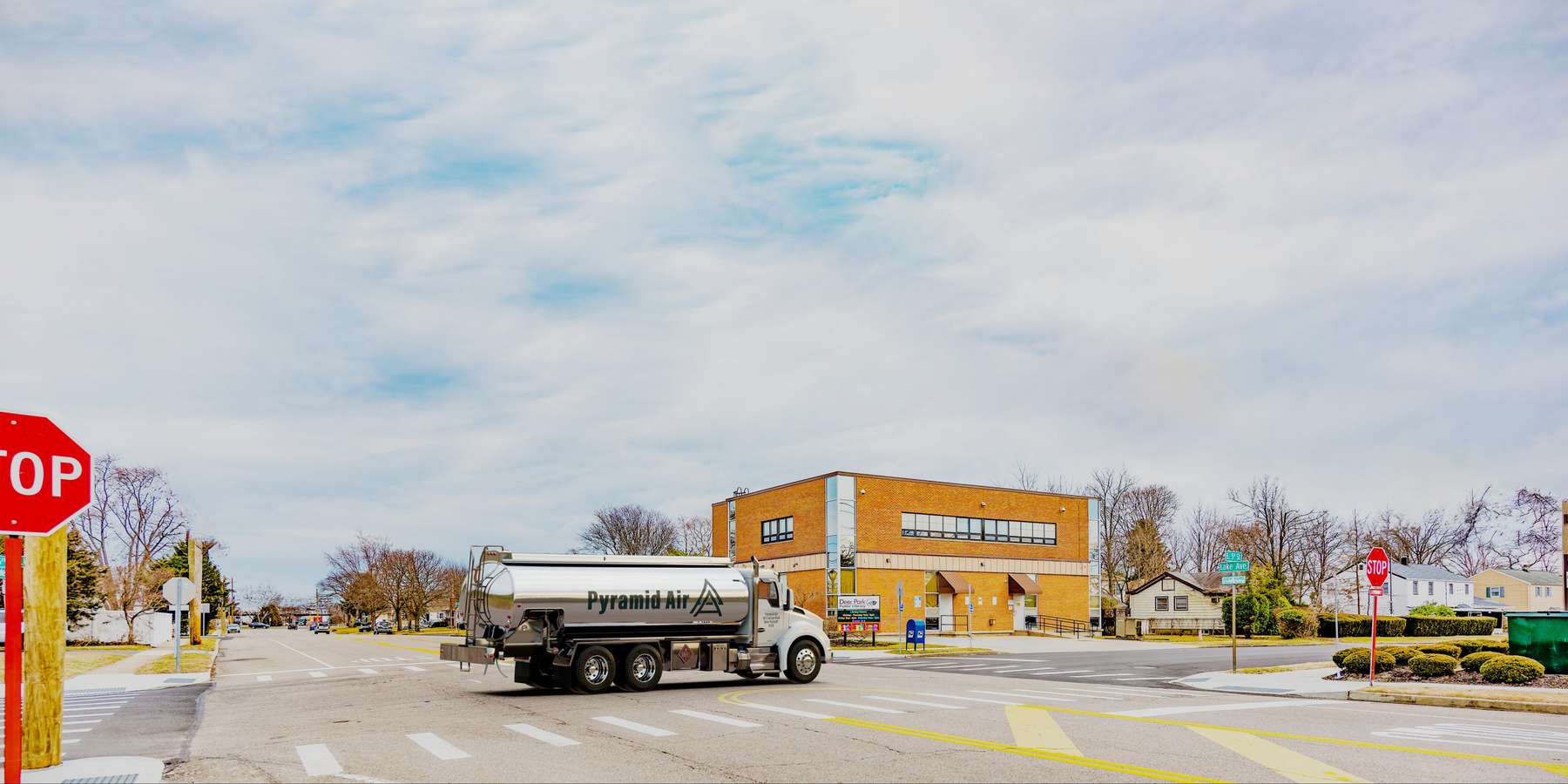 Residential heating oil truck at the intersection of Lake Ave and 5th St in Deer Park, Long Island, New York delivering fuel oil. Residential heating oil truck at the intersection of Lake Ave and 5th St in Deer Park, Long Island, New York delivering fuel oil.