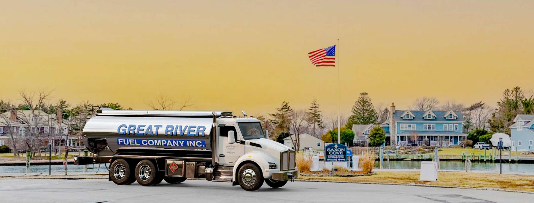 Houck's Fuel Oil Heating Oil Truck Houck's Fuel Oil residential home heating oil truck at the intersection of Foxhurst Road and Garden Street in Baldwin, Long Island, New York delivering fuel oil.