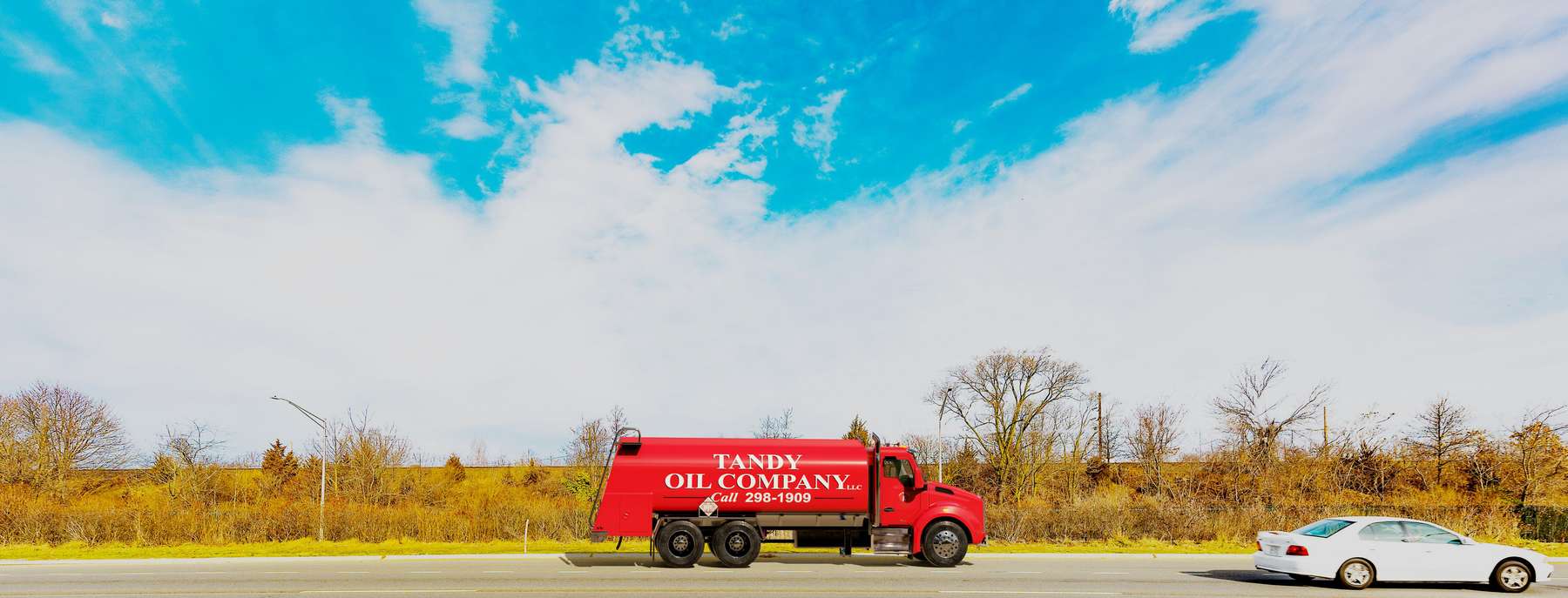 Tandy Oil Heating Oil Truck Tandy Oil residential home heating oil truck on route 27 in Bellmore, Long Island, New York delivering fuel oil.